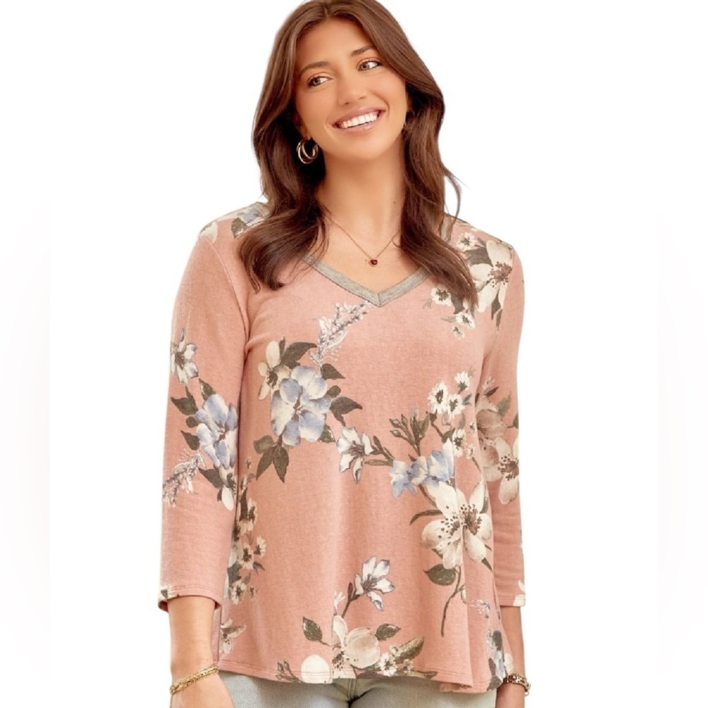 Floral V-Neck Women's Top - Pink